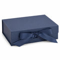 Boîte cadeau 25 x 20 x 10 cm en carton bleu marine avec ruban décoratif